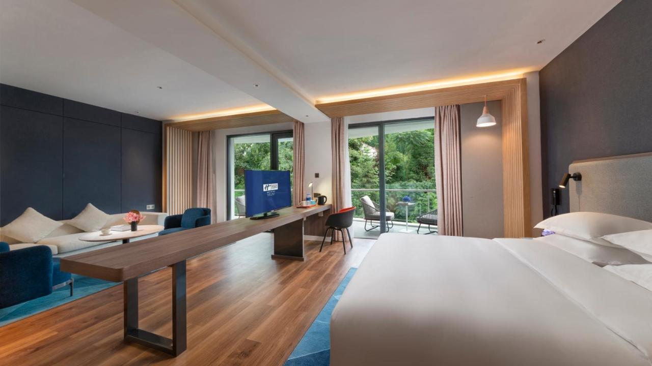 Holiday Inn Express Qiliping By Ihg Emeishan Εξωτερικό φωτογραφία